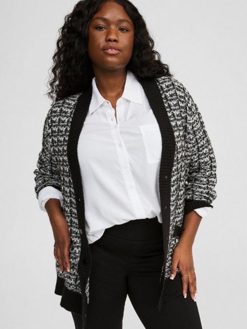 Torrid Black and White Boucle Chunky Boyfriend Cardigan Sweater Size 0X NWT